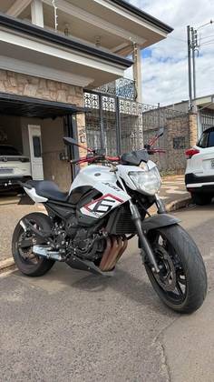 YAMAHA XJ6 N YAMAHA XJ6 N
